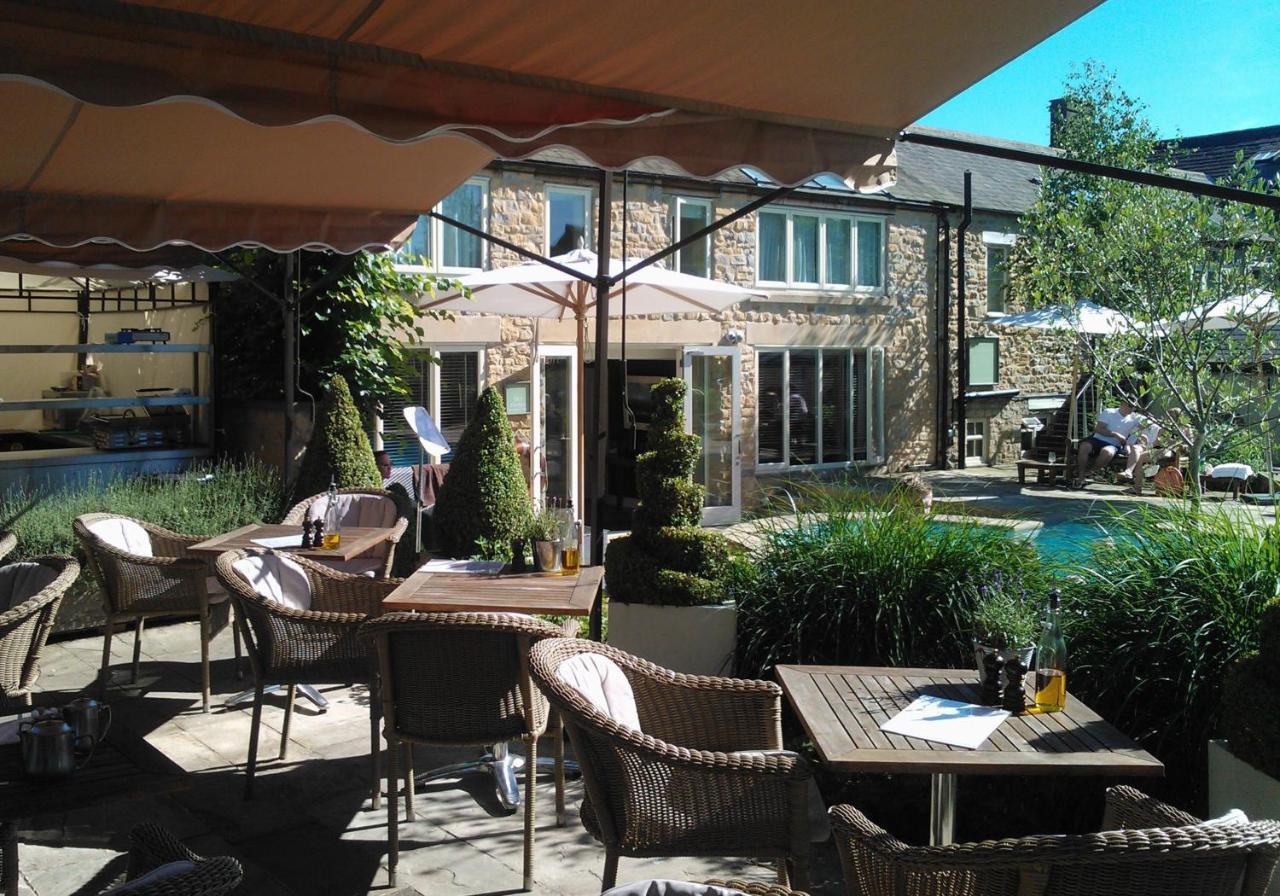 Feversham Arms Hotel & Verbena Spa Гелмслі Екстер'єр фото