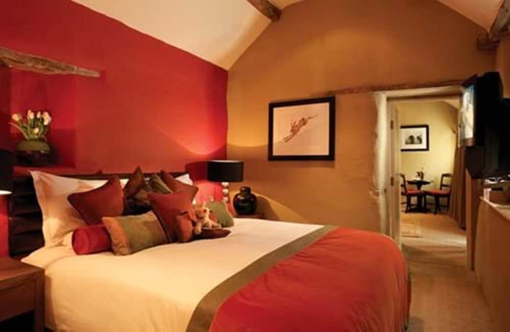 Feversham Arms Hotel & Verbena Spa Гелмслі Екстер'єр фото