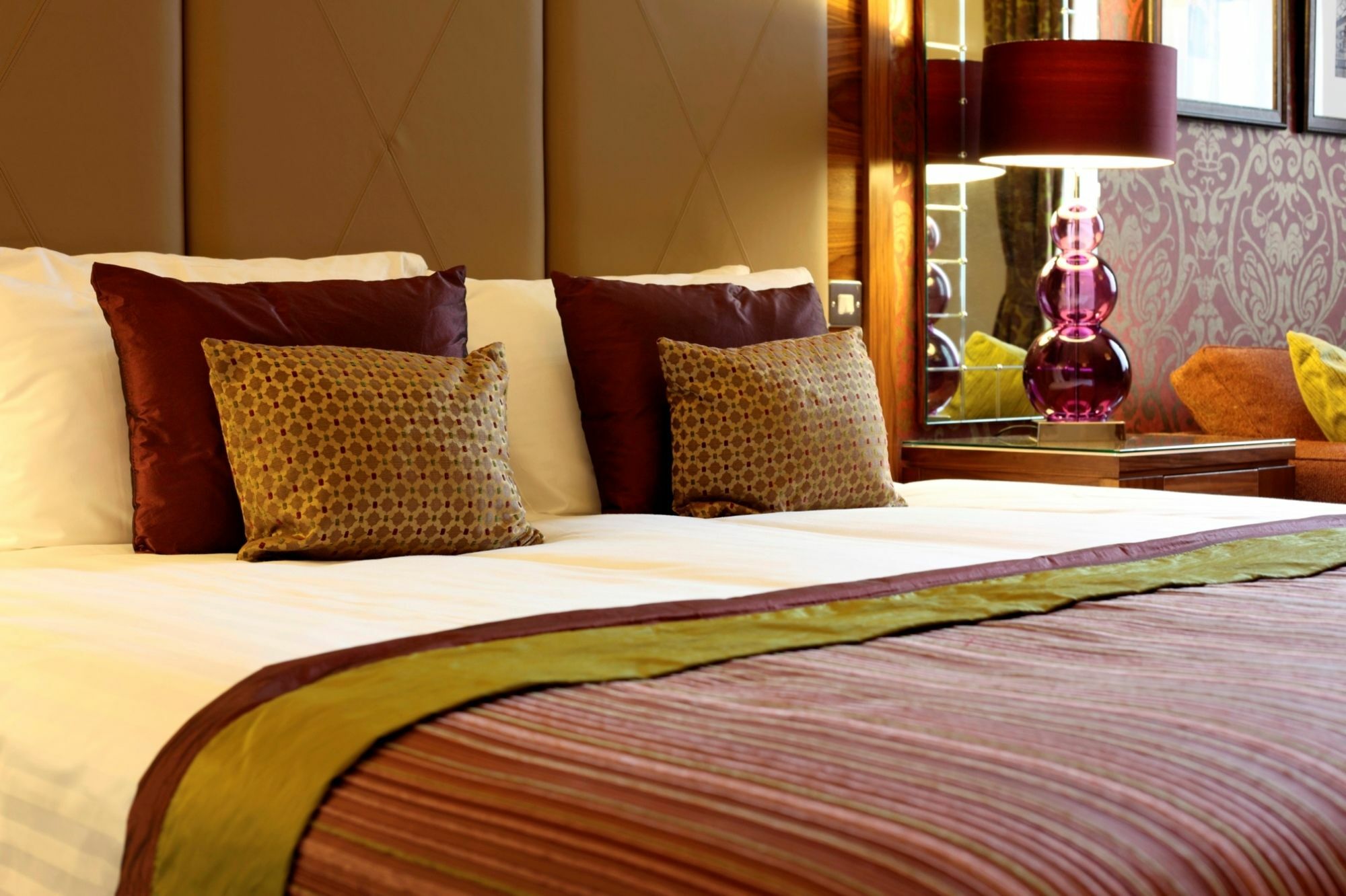 Feversham Arms Hotel & Verbena Spa Гелмслі Екстер'єр фото